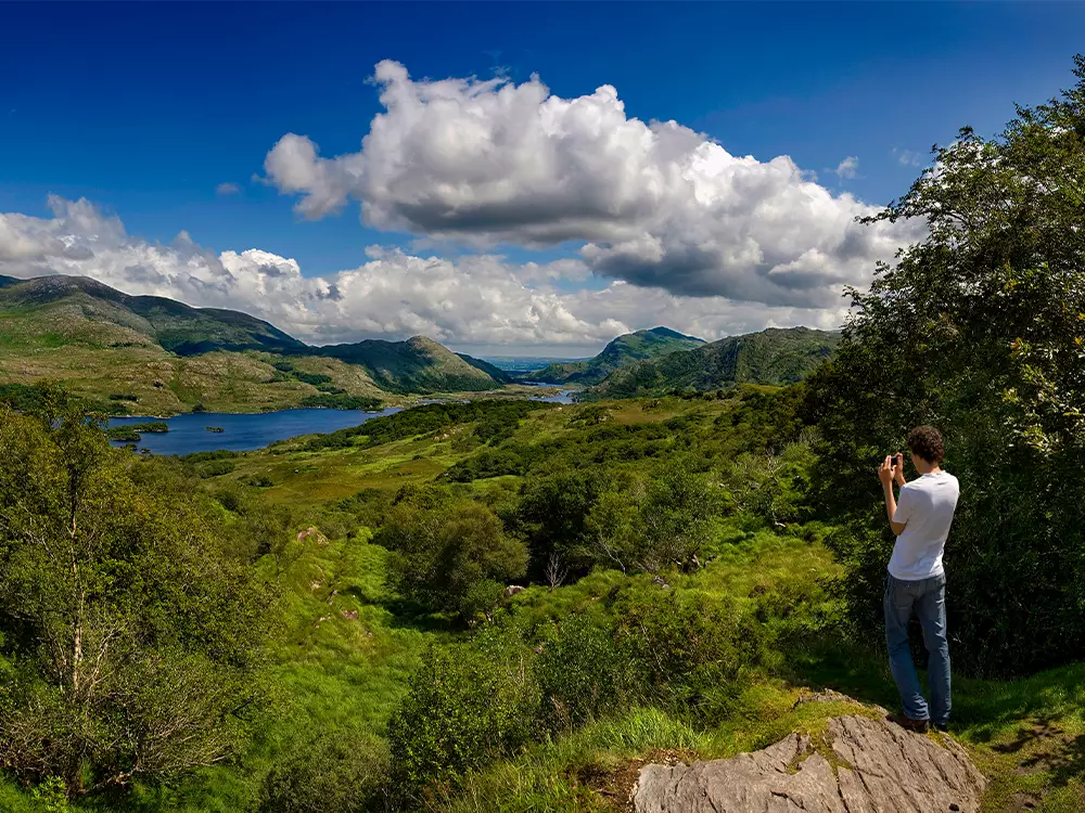 Taking pictures at Ladies View Killarney National Park
