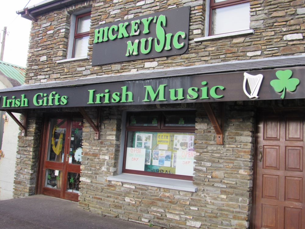 Hickeys Music and Gift Shop in Sneem